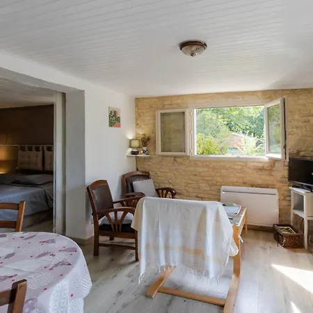 Apartment Lalande