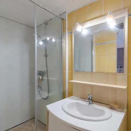 Lalande Apartment *